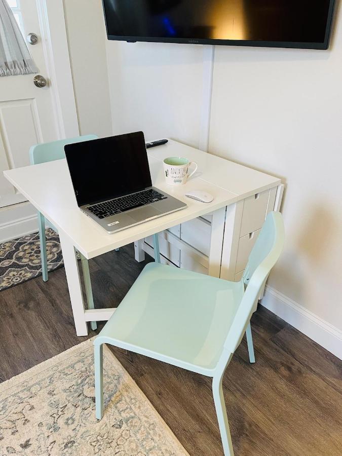 Coastal Chic Suite With Kitchenette And Private Entrance São Petersburgo Exterior foto